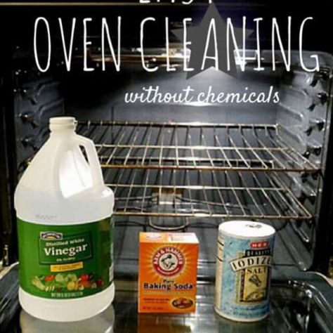 Baking Soda Oven Cleaner, Green Cleaning Products, Cleaning Oven, Homemade Toilet Cleaner, Clean Hacks, Clean Baking Pans, Recipes Oven, Cleaning Painted Walls, Baking Soda Cleaning