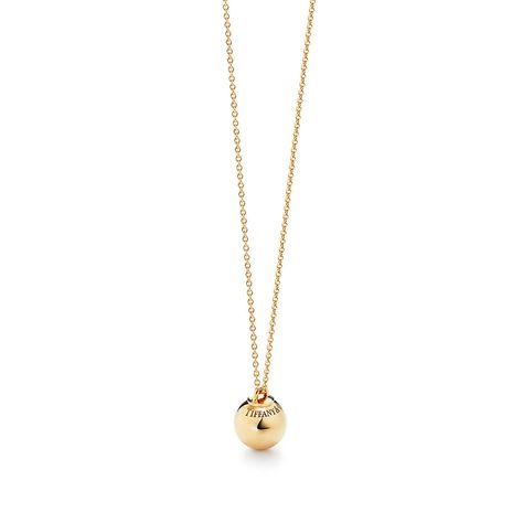 Tiffany & Co - Necklace Tiffany Hardwear, Tiffany Necklace, Infinity Pendant, International Jewelry, Tiffany Jewelry, Wear Necklaces, Elegant Pendant, Popular Jewelry, Ball Necklace