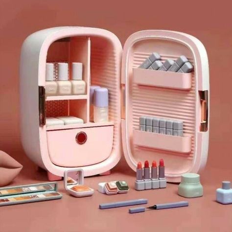 Skin Care Fridge, Mini Fridge In Bedroom, Pink Mini Fridge, Makeup Fridge, Fridge Essentials, Skincare Fridge, Ultra Beauty, Skincare Organization, Mini Makeup