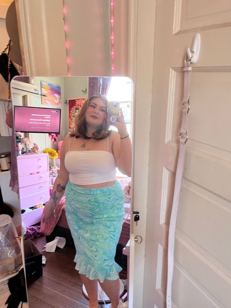 Mermaidcore Outfit Plus Size, Summer Pastel Outfits, Curvy Style Outfits, Outfits Pastel, Bold Outfits, Midsize Outfits, Big Girl Fashion, Soft Clothes, Coconut Girl