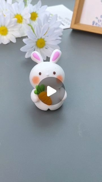 Clay Rabbits, Clay Rabbit, Clay Art For Kids, Play Clay, Ceramics Pottery, Clay Tutorials, Polymer Clay Art, Clay Sculpture, White Rabbit