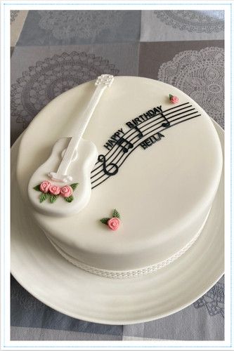 Music Bday Cake, Country Music Birthday Cake, Guitar Cake Ideas Birthday, Guitar Cake Design, Country Music Cake, Birthday Cake Guitar, Birthday Cake Music Theme, Guitar Theme Cake, Musical Birthday Cake