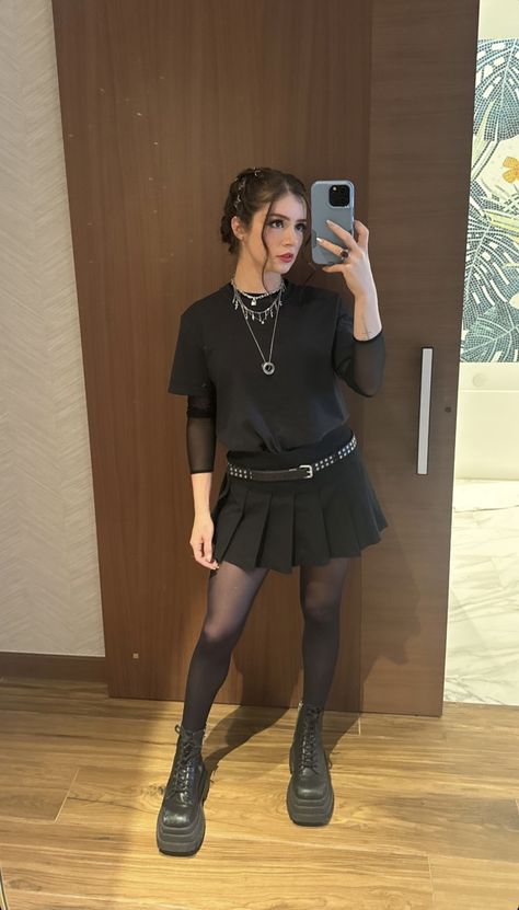 Chrissy Costanza Photoshoot, Chrissy Costanza Outfits, Vocalist Outfit, Crissy Costanza, Dress Boots Outfit, Chrissy Constanza, Chrissy Costanza, Rock Girl, Preppy Style Summer