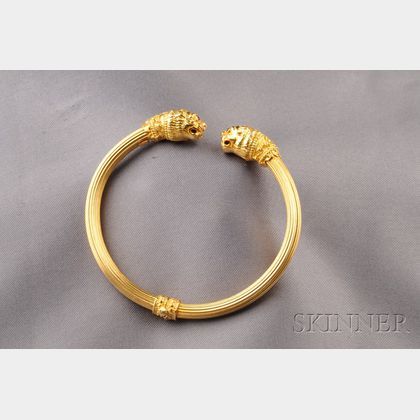 Sold at auction 18kt Gold Lion's Head Bangle Auction Number 2462 Lot Number 193 | Skinner Auctioneers Lion Bracelet, Gold Lion, Lion Head, Items For Sale, Lion, Ruby, Fine Jewelry, Bangles, Auction