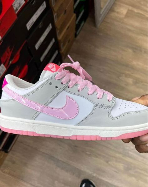 #follow #shoes #sneakers #fashion #style #blogging #blogger #blog Nike Shoes Women Fashion, Pretty Sneakers, Jordan Low, Trendy Shoes Sneakers, Nike Shoes Girls, Preppy Shoes, Jordan Shoes Girls, Pretty Shoes Sneakers, Jordan Shoes Retro