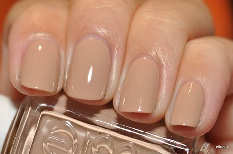 Essie Brooch the subject Nail Ideas Nude Colors, Nails Essie, Nude Nail Polish, Nude Nail, New Nail Polish, Wedding Nail, Skin Nails, Essie Nail Polish, Brooch Bouquet