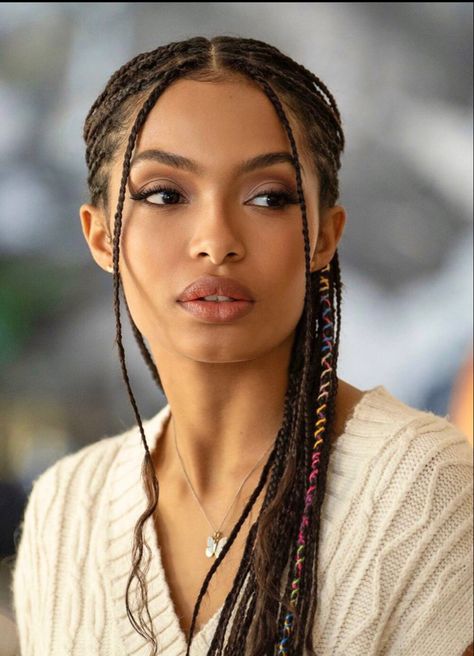 Natural Hairstyles Wedding For Black Women, Zara Shahidi, Yara Shahidi Hairstyles, Yara Shahidi, Hippie Hair, Short Sassy Hair, Box Braids Styling, Goddess Braids, Box Braids Hairstyles