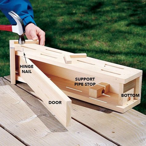 Diy Butterfly House, Ladybug House, Butterfly Habitat, Butterfly Houses, Insect Hotel, Bird House Plans, Diy Butterfly, Butterfly House, Bird Houses Diy