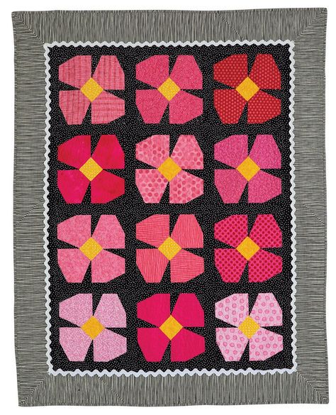 “Easy Peasy Posies” by Mary Hertel Summer Quilts Ideas, Flowers Quilt Pattern, Felt Blanket, Floral Quilts, Flower Quilt Patterns, Easy Quilting, Quilt Big, Big Block Quilts, Kids Quilts