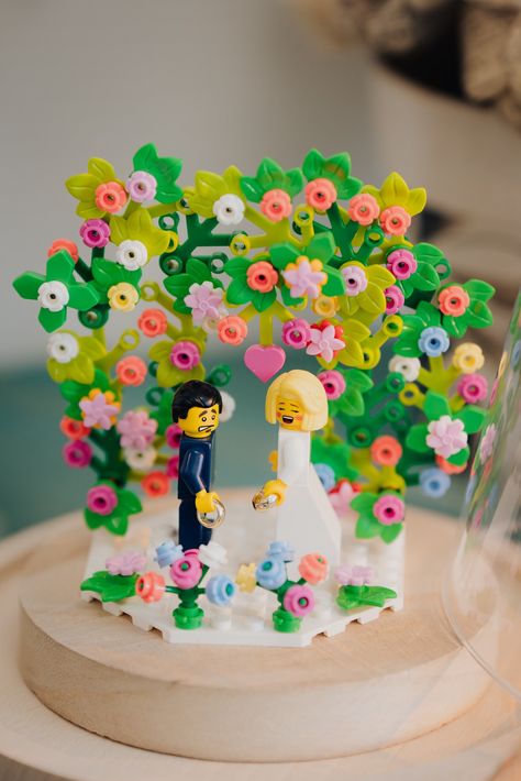 A Floral Brick Wedding Arch, Ideal for Cake Topper or Decoration, la Champêtre by Les Portraits De Felie - Etsy UK Wedding Cake Topper Ideas Unique, Lego Wedding Cake Topper, Lego Wedding Cakes, Lego Cake Topper, Brick Wedding, Lego Wedding, Bicycle Wedding, Disney Wedding Cake, Step On A Lego