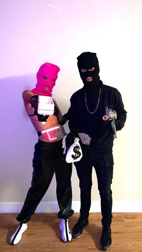 Robbers Halloween Costume Couple, Couple Halloween Costumes Bank Robber, Gangsta Couple Costumes, Hot Robber Halloween Costume, Halloween Robber Costumes, Matching Halloween Costumes For Couples Black, Hot Robber Costume, Party Halloween Outfits, Robber Outfit Halloween Costumes