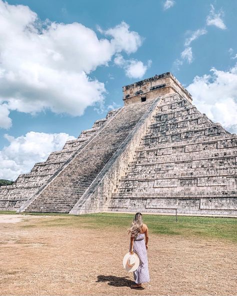 Chicken-Itza, Mexico by @camillamount, reposted by @journeysofgirls.   ——  #travel #chichenitza #mexico #yucatan #centralamerica #latinamerica #latina #wanderlust #beautifuldestinations #travelling #traveller #journeysofgirls Chicken Itza, Chichen Itza, Latin America, Central America, Beautiful Destinations, Girls Trip, Adventure Travel, Louvre, Around The Worlds