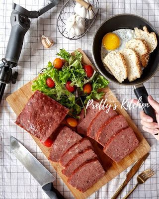 Homemade Luncheon Meat [午餐肉] Pork Lunch, Luncheon Meat Recipe, Bus Ideas, Luncheon Meat, Five Spice Powder, Lunch Meat, Chopped Garlic, Cooking Meat, The Taste