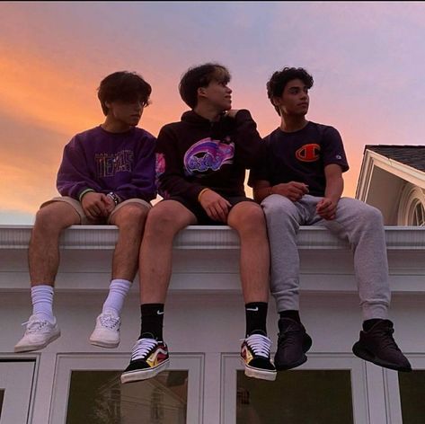 the best trio 🥰 Friday Barnes, Teenage Crush Quotes, Crush Quotes For Her, Boy Crush Quotes, Crush Quotes Funny, Group Of Guys, Group Of Boys, Jersy Boys, Cute Crush Quotes