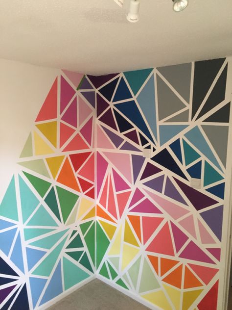 Frog tape geometric wall Color Wall Painting Ideas, Frog Tape Wall, Rainbow Wall Painting, Cool Wall Designs, Geometric Wall Paint, Office Painting, Wall Painting Ideas, About Rainbow, Diy Wall Painting