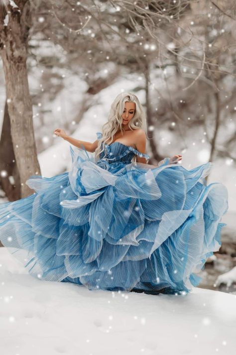 Winter Fairy Photoshoot, Snow Quinceanera Pictures, Winter Fantasy Photoshoot, Frozen Photoshoot, Winter Wonderland Photoshoot, Winter Portraits Photography, Winter Senior Pictures, Utah Snow, Olive Avenue