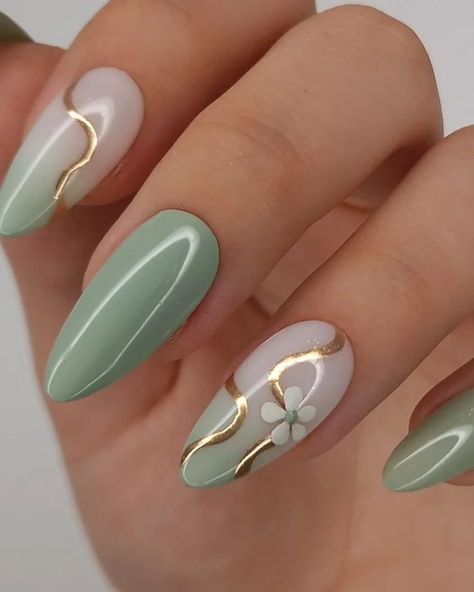 Alina Hoyo Nail Artist | Who said that autumn is all about dark colors?? Tell me: would you wear this set right now? . . . . #nailtrends2022 #naildesigns… | Instagram Olive Green Ombre Nails Art Designs, Easter Green Nails, Sage Green Nails Design, Acrylic Nail Designs Winter, Sage Green Nail Ideas, Nail Designs Green, Forest Green Nails, Green Nails Ideas, Sage Green Nails