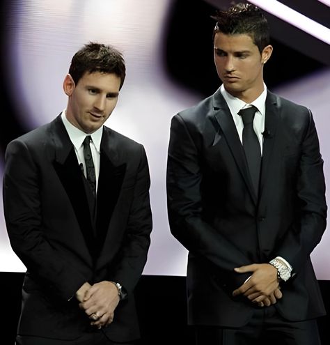 Football Messi And Ronaldo, Cr7 And Messi, Messi Y Cr7, Neymar 2013, Ronaldo Siuu, Messi Or Ronaldo, Messi And Cristiano, Football Dream, Messi Y Cristiano