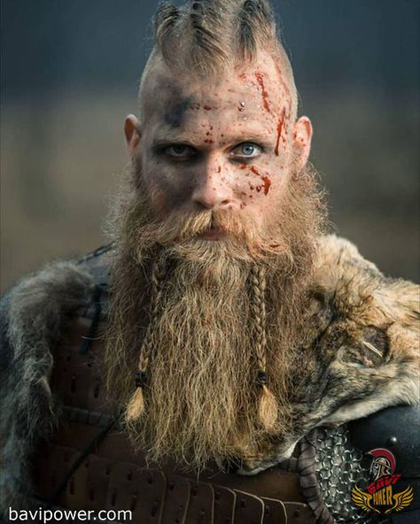 Viking Beard Styles, Ragnar Vikings, Viking Hairstyles, Braided Beard, Art Viking, Viking Character, Beard Tips, Viking Braids, Vikings Ragnar