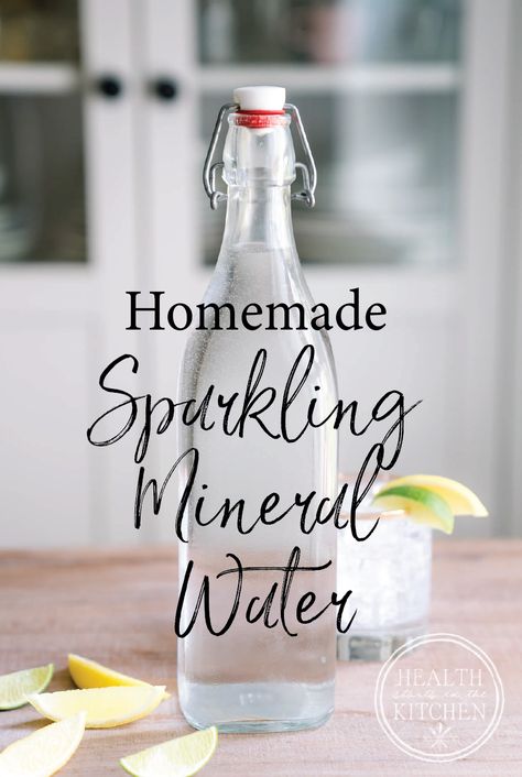 Diy Sparkling Water, Mineral Water Brands, Fancy Water, Healthy Water Drinks, Sparkling Mineral Water, Water Health, Diy Water Bottle, Seltzer Water, Water Branding