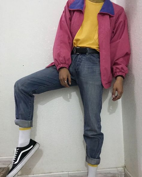 Colorful Retro Outfits Men, Male Outfits Colorful, Tatjana Patitz, 90s Fashion Men, Aesthetic Outfits Men, Mens Fashion Smart, 80s Outfit, Hipster Mens Fashion, Hipster Outfits