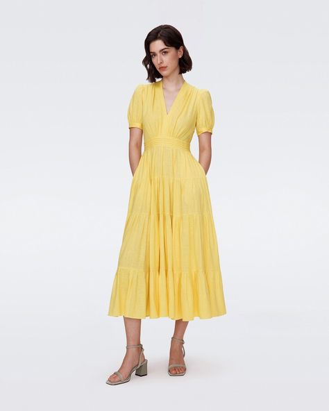 Darby Dress Wrap Dress Dvf, Extra Dresses, Dvf Wrap Dress, Ladies Day Dresses, Knit Wrap Dress, Party Inspo, Wrap Dresses, Maxi Jersey Dress, Feminine Silhouette