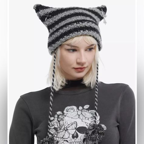 Hot Topic Pierced Ears Tassel/Pompom Knit Hat - Nwt Black/Grey Striped W/Ears Piercings - Safety Pins Cross Decor Hood Hat, White Beanies, Knitted Cape, Striped Beanies, Tall Hoodies, Crochet Clothing, Cat Ear, Black Crochet, Wide Brimmed Hats