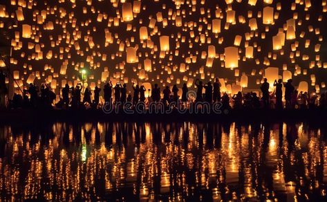 Yi Peng festival Chiang Mai, Thailand. Yi Peng festival lantern festival Chiang , #affiliate, #festival, #Peng, #Yi, #Chiang, #lantern #ad Flying Lanterns, Floating Lanterns, Celebration Around The World, Sky Lanterns, Travel Thailand, Lantern Festival, Chiang Mai Thailand, Cultural Celebration, 1000 Piece Jigsaw Puzzles