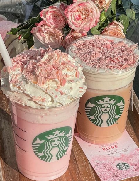 Pink Drink Starbucks, Minuman Starbucks, Starbucks Drink Menu, Café Starbucks, Cold Starbucks Drinks, Iced Starbucks Drinks, Starbucks Drink, Starbucks Secret Menu, Starbucks Drinks Recipes