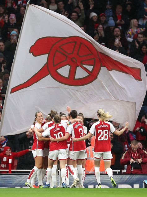 Arsenal Football Team, Football Reference, England Ladies Football, Arsenal Wallpapers, Arsenal Women, Footballers Wives, Uswnt Soccer, Arsenal Ladies, Women's Soccer Team