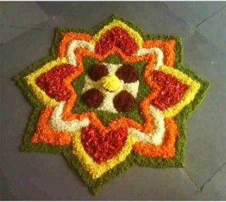 simple geometrical rangoli designs Diwali Muggulu With Flowers, Pookalam Ideas, Onam Pookalam Design, Onam Pookalam, Pookalam Design, Onam Festival, Rangoli Designs Simple Diwali, Diwali Decorations At Home, Floral Carpet