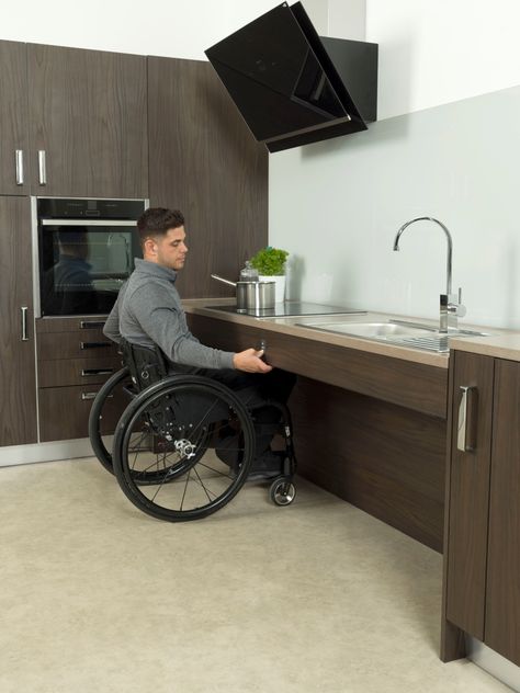 Elderly Interior Design, Accessible Bedroom Design, Disabled Kitchen Ideas, Disabled Kitchen, Wheelchair Accessible Kitchen, Wheelchair Accessible Home, Wheelchair House, Ada Kitchen, Accessibility Design