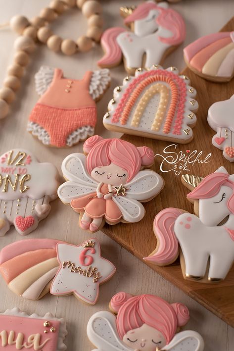 Fairy Decorated Cookies, Fairy Sugar Cookies Decorated, Fairy Biscuits, Fairy Cookies Decorated, Fairy Sugar Cookies, Fairy Tale Birthday Party, Fairy Cookies, Baby Shower Sweets, Simple Baking