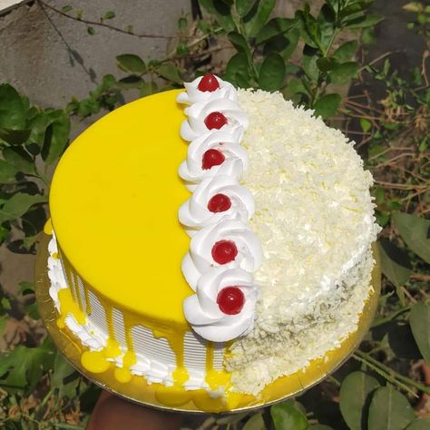 Pineapple Cake Design, Pineapple Cake Decoration, Colour Wallpaper, Cake Designs For Girl, Decorating Icing, Cake Decorating Icing, Designer Cakes, Simple Cake Designs, Simple Cake