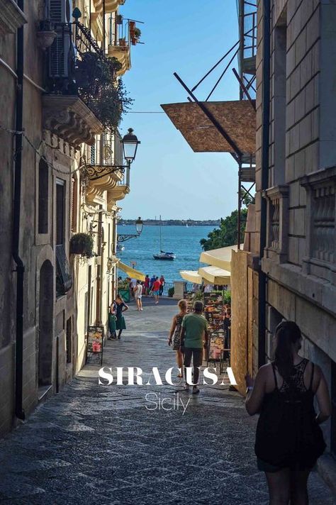 Places To Go In Italy, Sicily Trip, Southern Italy Travel, Siracusa Sicily, Italy Tour, Italy Holiday, Sicily Travel, Italy Holidays, Italy Travel Tips