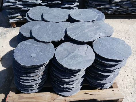 Round black slate flagstone stepping stone Slate Stepping Stones, Round Stepping Stones Pathway, Modern Stepping Stones, Black Stone Landscaping, Stepping Stones For Garden, Landscape Stepping Stones, Stepping Stones Pathway, Round Stepping Stones, Flagstone Steps