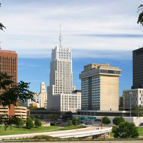 6 Reasons Akron, Ohio, Should Be On Your Radar Youngstown Ohio, Ohio Travel, Ohio History, Rust Belt, Random Places, Rv Road Trip, Here There And Everywhere, Summit County, Best Drinks