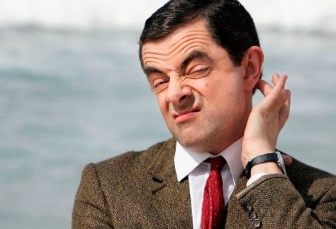 Durante entrevista, o ator Rowan Atkinson, que dá vida ao inconfundível Mr. Bean, disse estar cansado de interpretar seu inconfundível e icônico personagem e comentou também sobre a atual "cultura do cancelamento". Entenda. Mr Bean Sticker, Ramadan Memes, Mister Bean, Mr Bin, Air Force Basic Training, Mcdonalds Funny, Mr Bean Funny, Mr Ben, Grumpy Cats