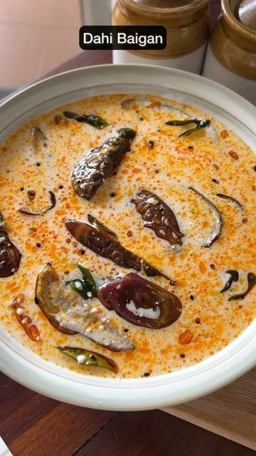 Baigan Recipes, Gravy Recipes, Indian Food, Gravy, Indian Food Recipes, Cooking Recipes, Quick Saves