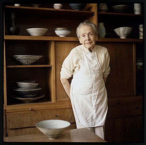 Lucie Rie, Sculptures Céramiques, Organic Forms, Old Woman, Ceramics Pottery, Ceramic Studio, Pottery Studio, Ceramic Artists, Inspirational People