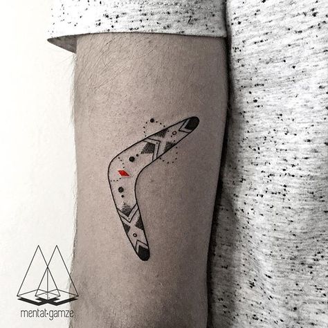 Boomerang tattoo for karma and Australia Boomerang Tattoo, Aboriginal Tattoo, Tricep Tattoos, Australia Tattoo, Mangas Tattoo, Australian Tattoo, Karma Tattoo, Inspiration Tattoos, Essense Of Australia