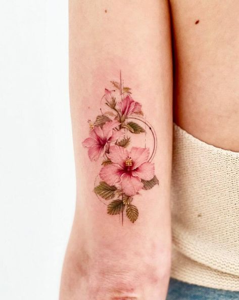 Hibiscus Color Tattoo, Hibiscus Tattoo Design For Women, White Hibiscus Tattoo, Hibiscus Watercolor Tattoo, Hibiscus Syriacus Tattoo, Mugunghwa Tattoo, Tattoo Hibiscus Flower, Hibiscus Tattoo Color, Small Hibiscus Tattoo