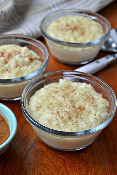 Rice Pudding | Pudding | Rice Recipes | Dessert | Comfort Food | Small Town Woman #ricepudding #pudding #smalltownwoman Recipe For Rice Pudding, Instant Pot Rice Pudding, Best Rice Pudding Recipe, Rice Pudding Recipe Easy, Creamiest Rice Pudding Recipe, Homemade Rice Pudding, Rice Puddings, Easy Rice Pudding, Recipe For Rice