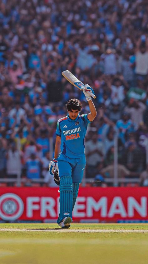 Gill da mamla . . . #shubhmangill #Gill #shubhman #india #indiancricketteam #rohitsharma #viratkohli #sachintendulkar #gambhir Shubhman Gill, Shubman Gill, India Cricket Team, India Cricket, Glorious Purpose, Bleed Blue, Man Crush Everyday, Cricket Team, Sport Man