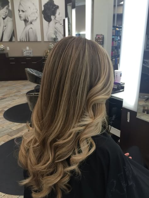 Brown Hair With Highlights Blonde Ash, Hair Inspo Brown With Highlights, Light Brown Blonde Hair Highlights, Highlights Brown Hair Blonde Balayage Ombre, Brown N Blonde Highlights, Blonde To Brown Highlights, Blonde Hilights In Brown Hair, Light Blond Highlight, Medium Highlights On Brown Hair