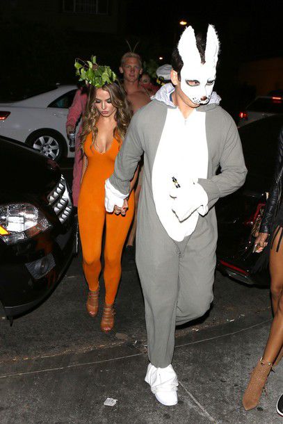 Halloween Costumes Couples Onesies, Onsie Halloween Costumes For Couples, Onesie Couples Costumes, Onsie Couples Costumes, Couple Halloween Costumes Meme, Creepy Halloween Costumes, Funny Couple Halloween Costumes, Matching Costumes, Miles Teller