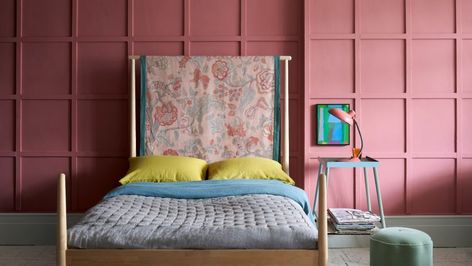 Fruit Fool, Vintage Bedrooms, British Interior Design, Free Wallpaper Samples, British Homes, Color Combinations Paint, British Interior, Best Of British, Farrow And Ball