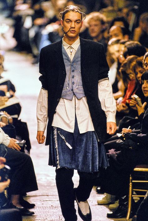 Jean Paul Gaultier Spring 1994 Ready-to-Wear Collection Photos - Vogue Jean Paul Gaultier 90s, Secret Closet, Paul Gaultier Spring, Denim Inspiration, 80s Vibes, Edgy Chic, Women Fashion Edgy, Instagram Outfits, Gwen Stefani