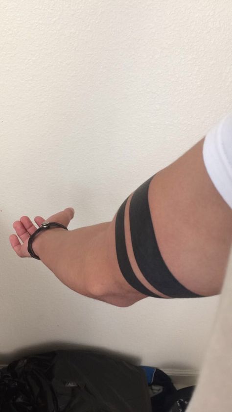 Black Arm Band Tattoo Men, Band Tattoos For Men Bicep, Bicep Arm Band Tattoo, Black Band Arm Tattoo, Two Bands Around Arm Tattoo, Strip Tattoo Arm, Arm Band Tattoos For Men Bicep, Two Band Tattoo, Tattoo Arm Bands Men