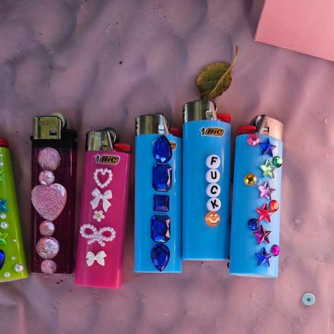 Birthday pt 2 All the lighters we decorated+more pics :) I love my friends Decorated Lighters, Love My Friends, Bling Ideas, Bf Gifts, I Love My Friends, Bday Ideas, Triangles, I Love, Birthday